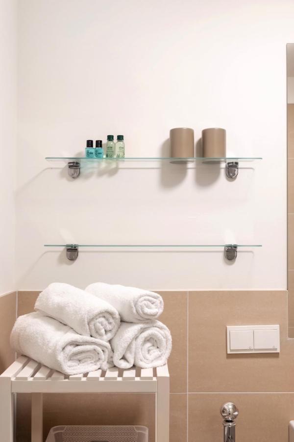 Quiet And Cozy Apartment Next To Mariahilfer Strasse And Naschmarkt With Ac, Minimum 30 Nights Βιέννη Εξωτερικό φωτογραφία