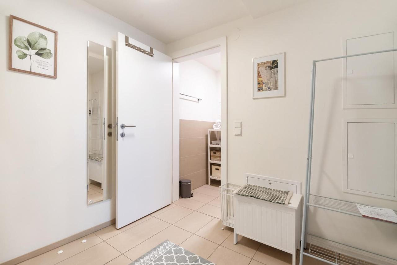 Quiet And Cozy Apartment Next To Mariahilfer Strasse And Naschmarkt With Ac, Minimum 30 Nights Βιέννη Εξωτερικό φωτογραφία