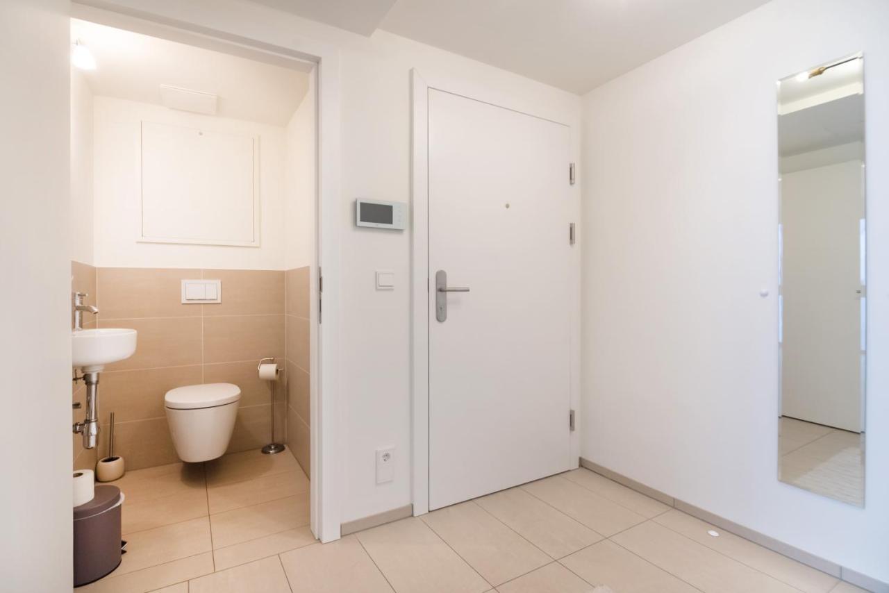 Quiet And Cozy Apartment Next To Mariahilfer Strasse And Naschmarkt With Ac, Minimum 30 Nights Βιέννη Εξωτερικό φωτογραφία