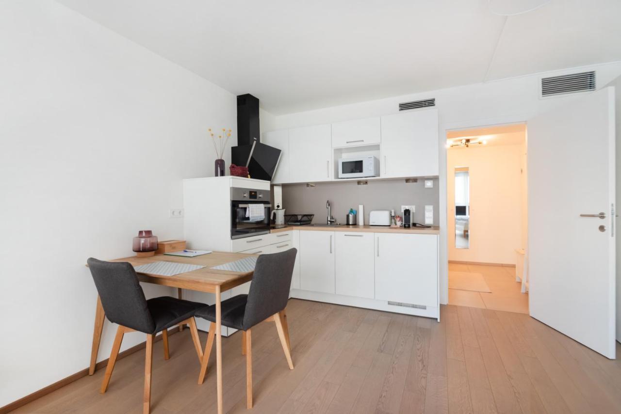 Quiet And Cozy Apartment Next To Mariahilfer Strasse And Naschmarkt With Ac, Minimum 30 Nights Βιέννη Εξωτερικό φωτογραφία