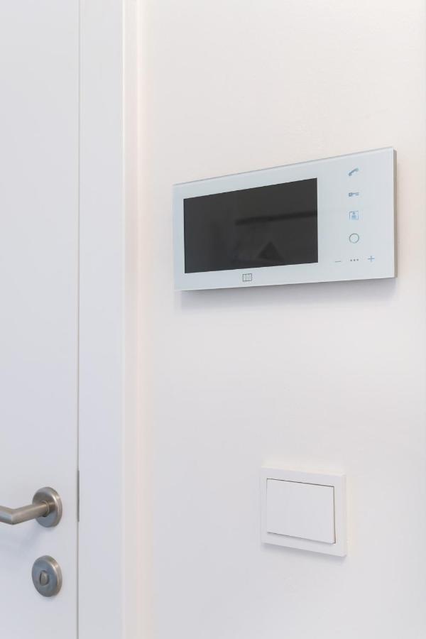 Quiet And Cozy Apartment Next To Mariahilfer Strasse And Naschmarkt With Ac, Minimum 30 Nights Βιέννη Εξωτερικό φωτογραφία