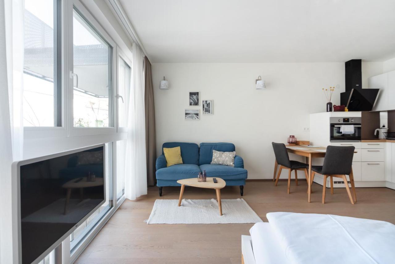 Quiet And Cozy Apartment Next To Mariahilfer Strasse And Naschmarkt With Ac, Minimum 30 Nights Βιέννη Εξωτερικό φωτογραφία